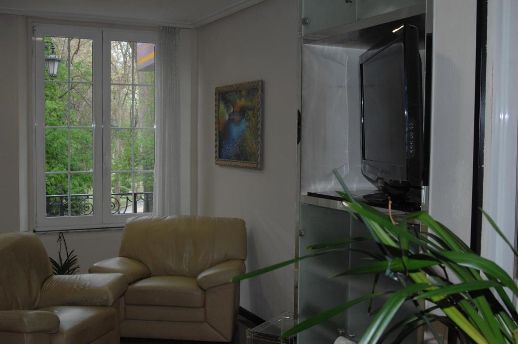 Santacruz Hotell Oviedo Exteriör bild