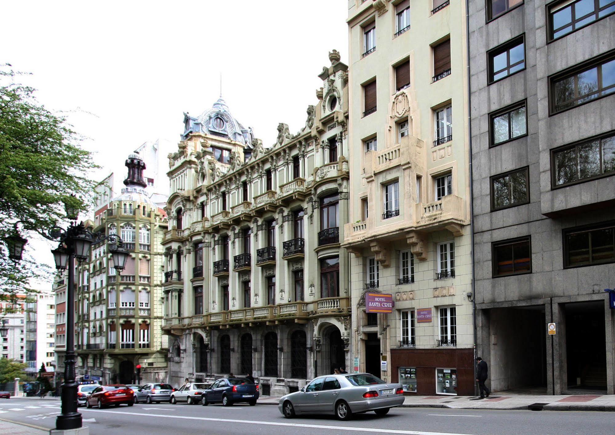 Santacruz Hotell Oviedo Exteriör bild