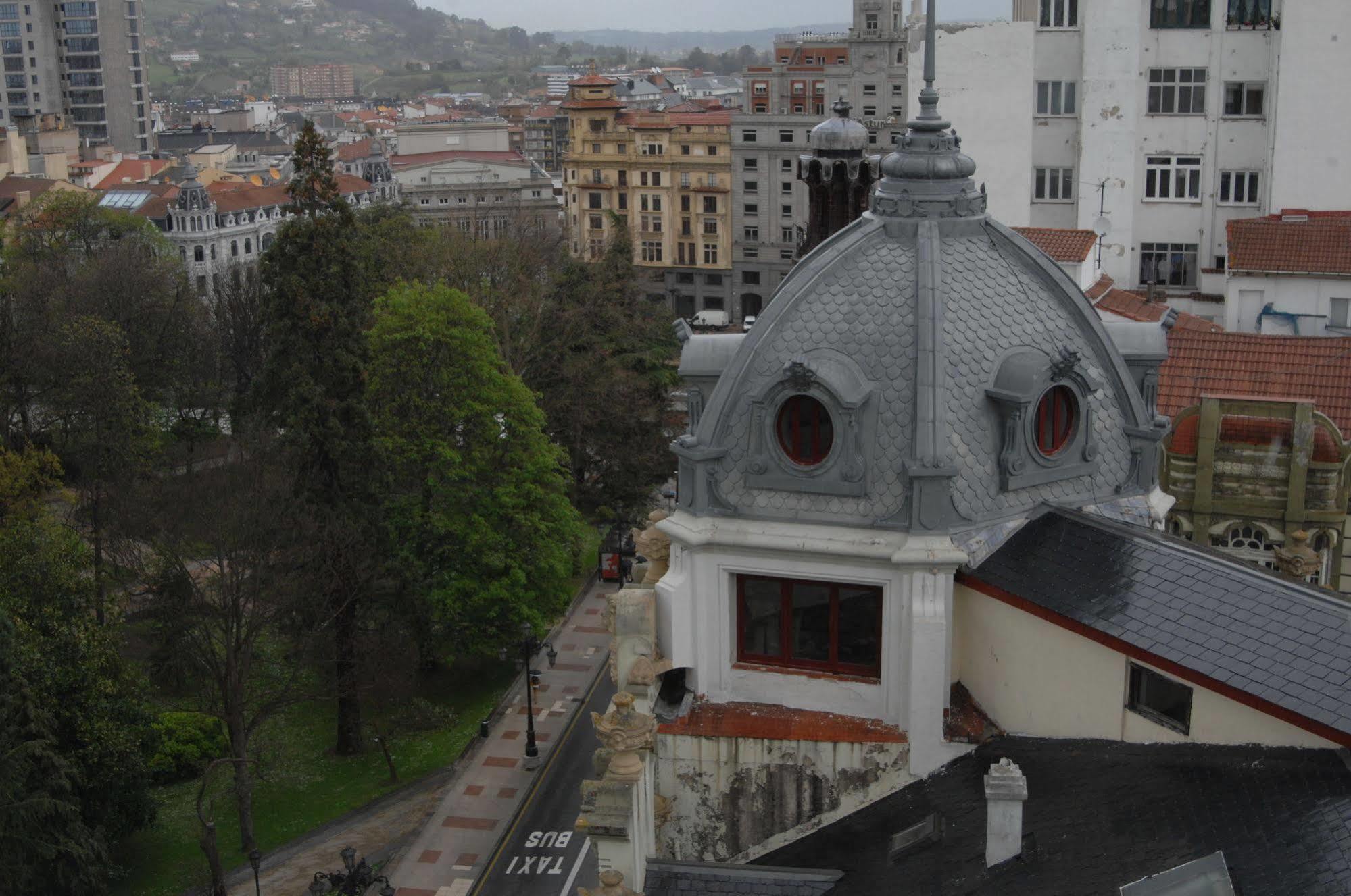 Santacruz Hotell Oviedo Exteriör bild