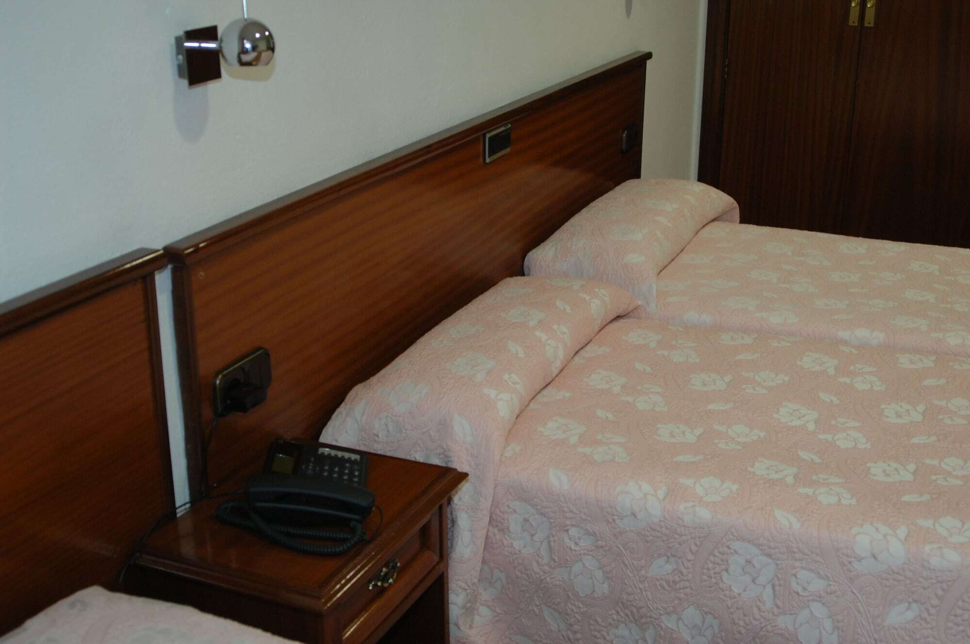 Santacruz Hotell Oviedo Exteriör bild
